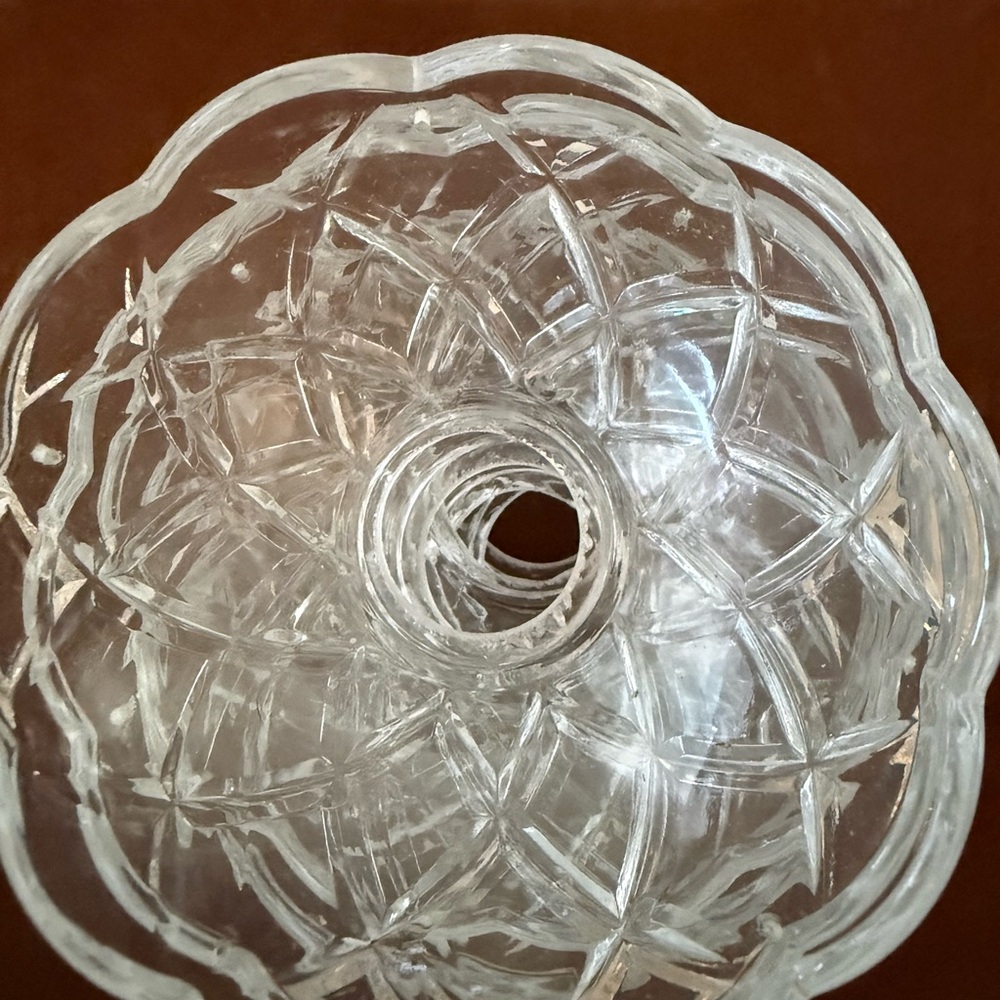 Elegant Clear Glass Chandelier Light Plates. Approx 3-4”